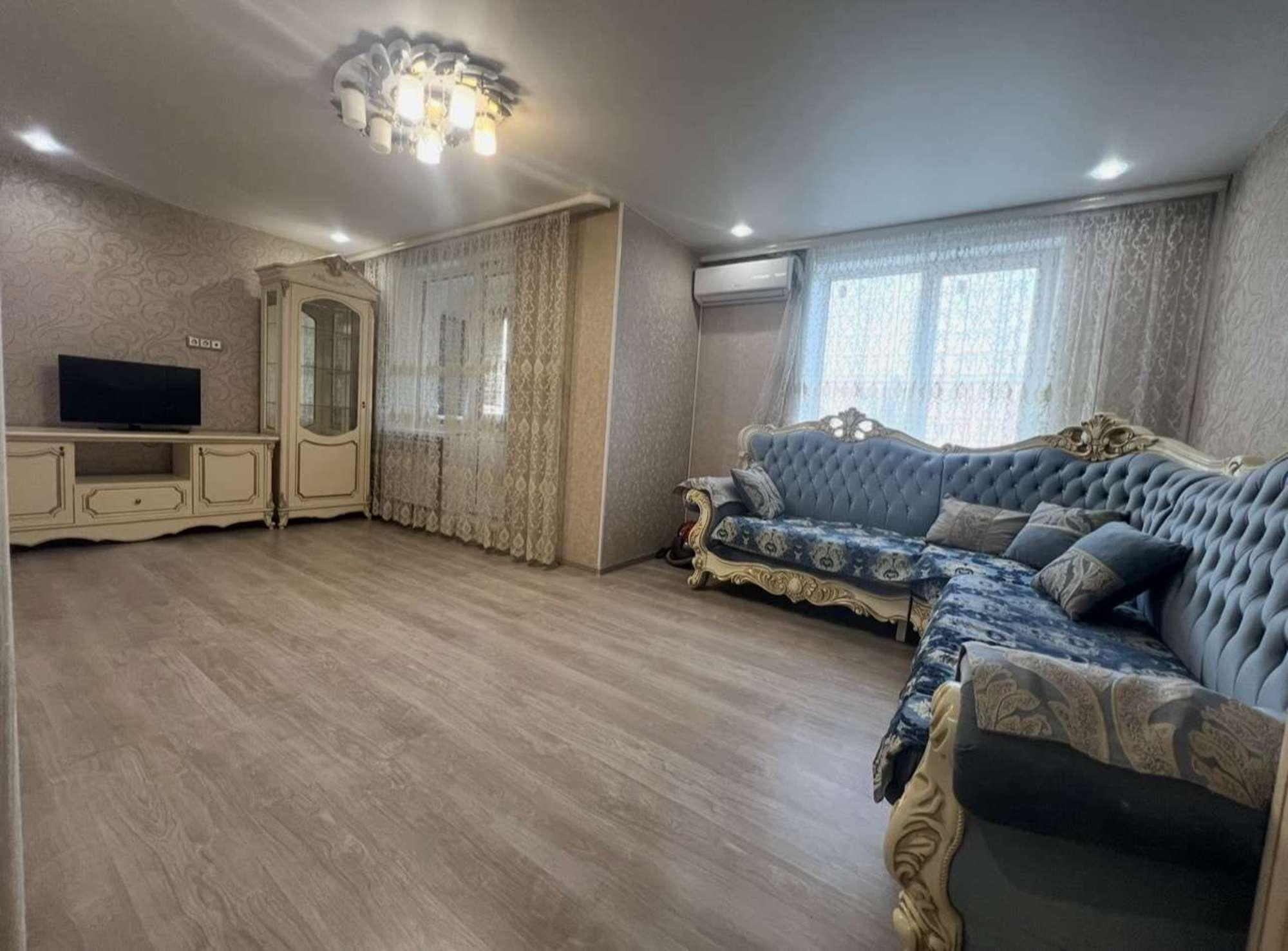 Купить квартиру за 11 000 000 рублей на Потапова улица, 78 В