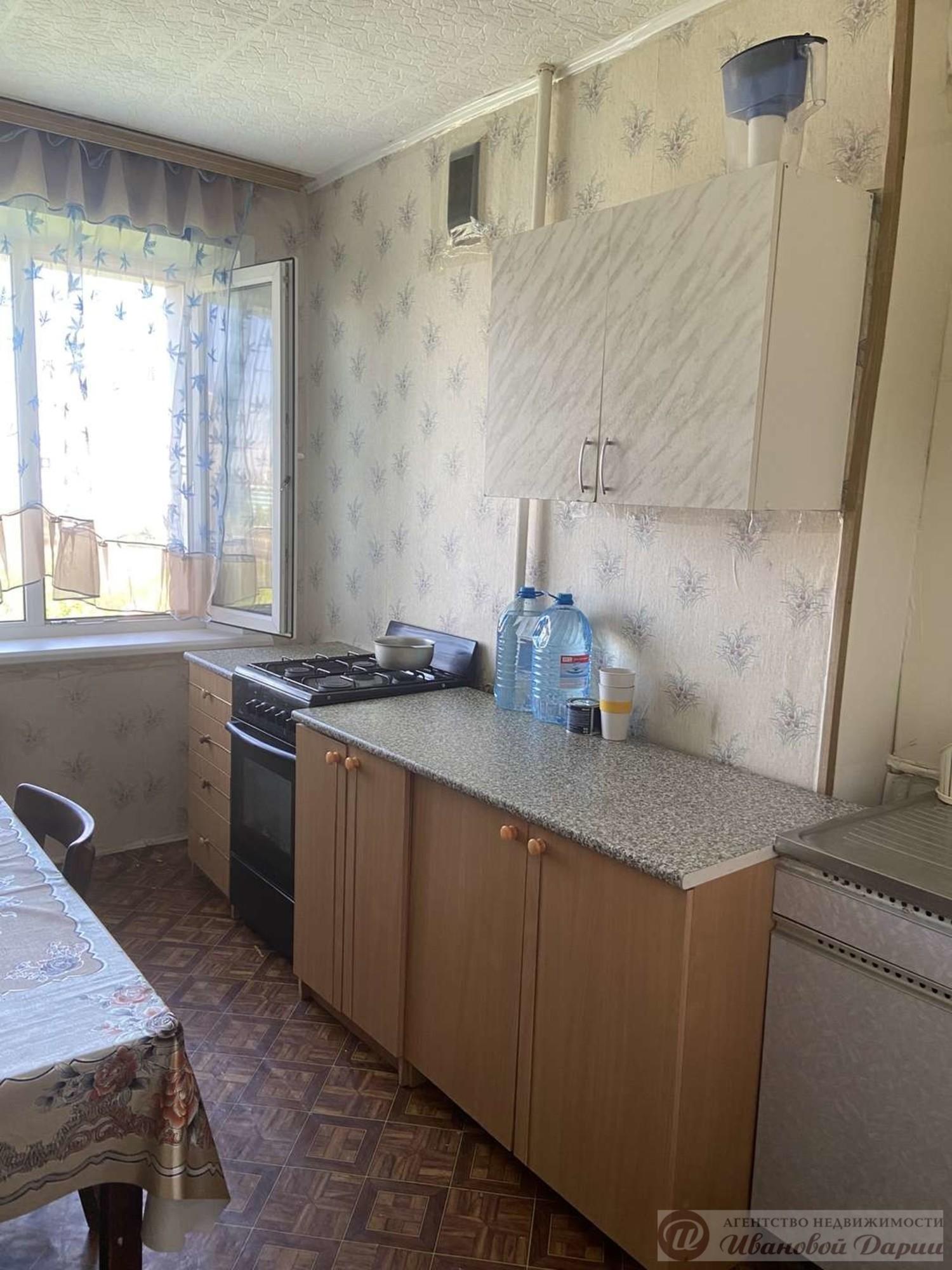 Сдать квартиру за 28 000 рублей на Кирова проспект, 395