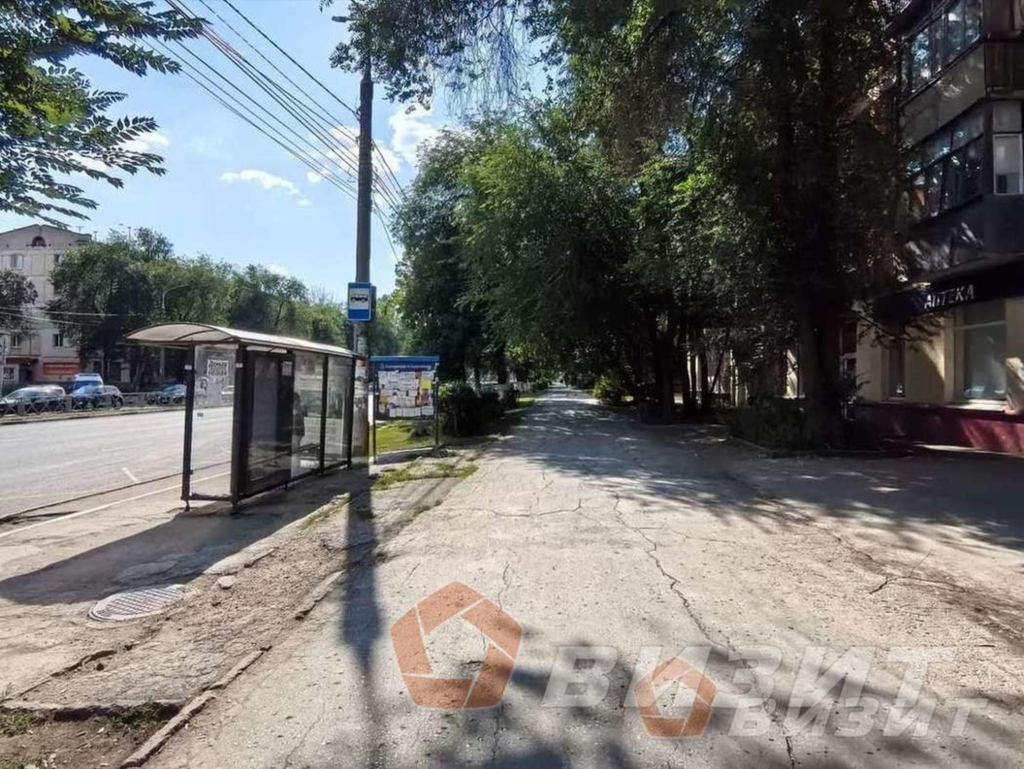 Купить торговое помещение за 4 950 000 рублей на Гагарина улица, 60