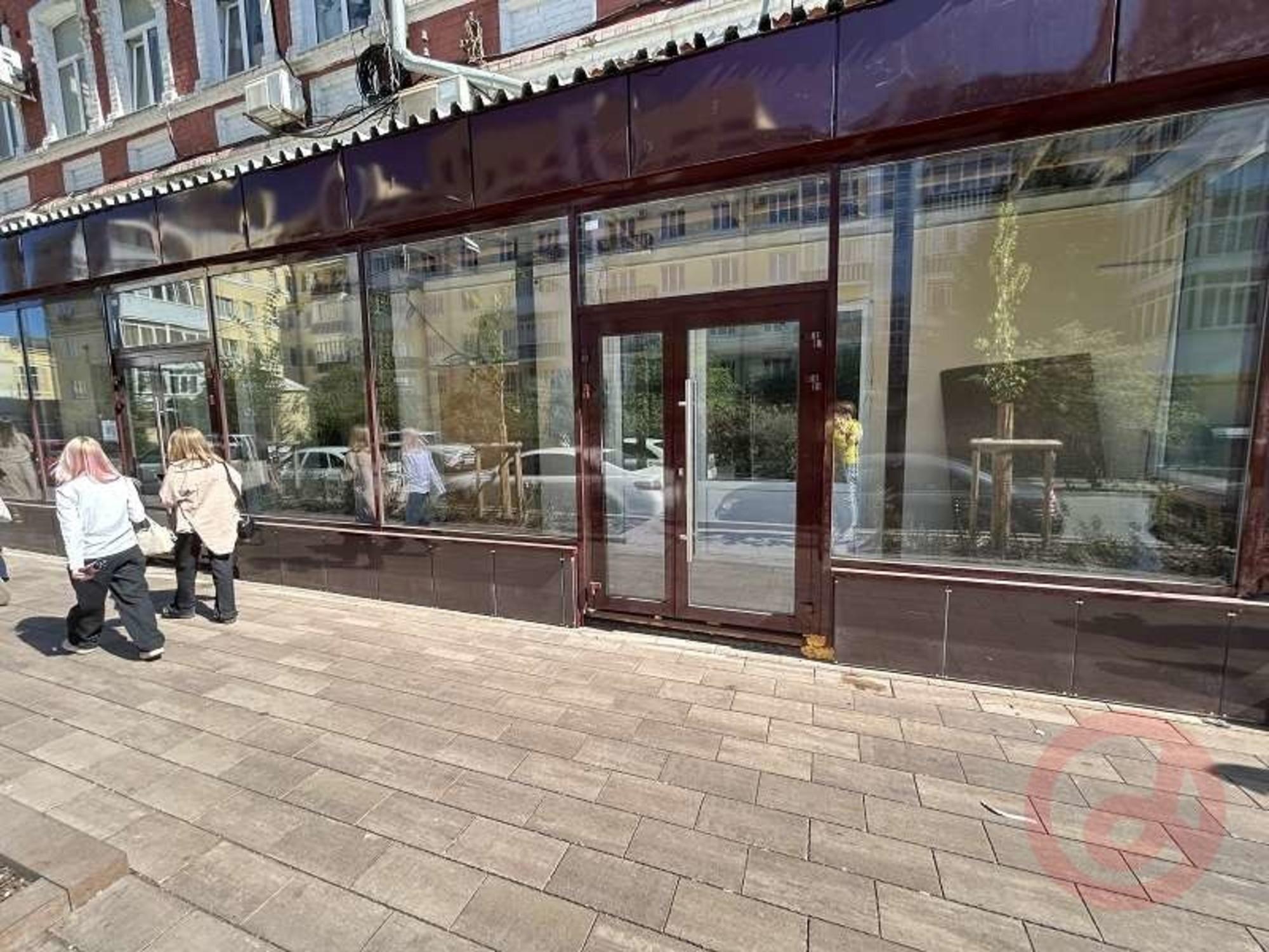 Купить торговое помещение за 10 500 000 рублей на Галактионовская улица, 40