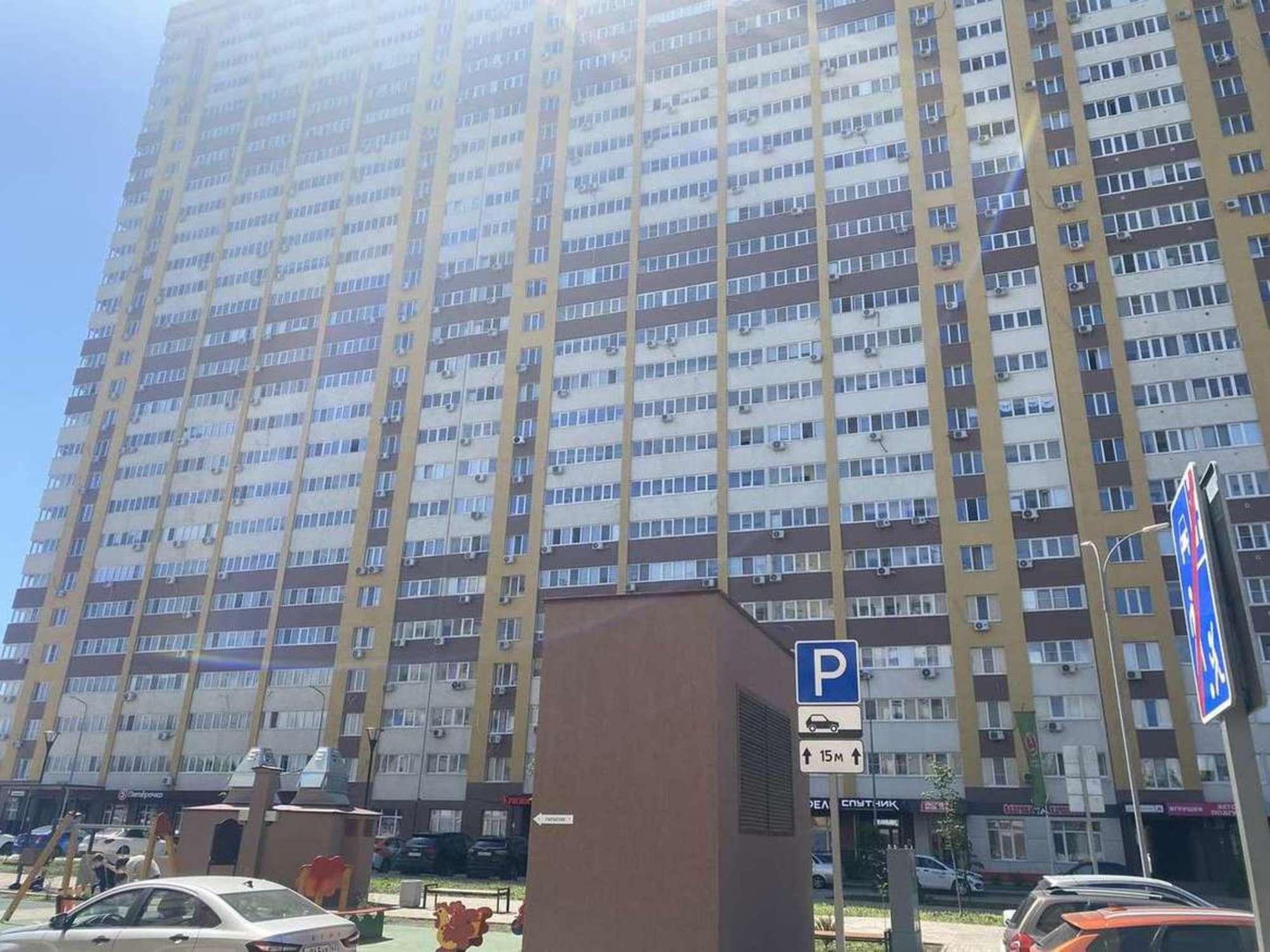 Сдать торговое помещение за 127 000 рублей на Краснодонская улица, 6