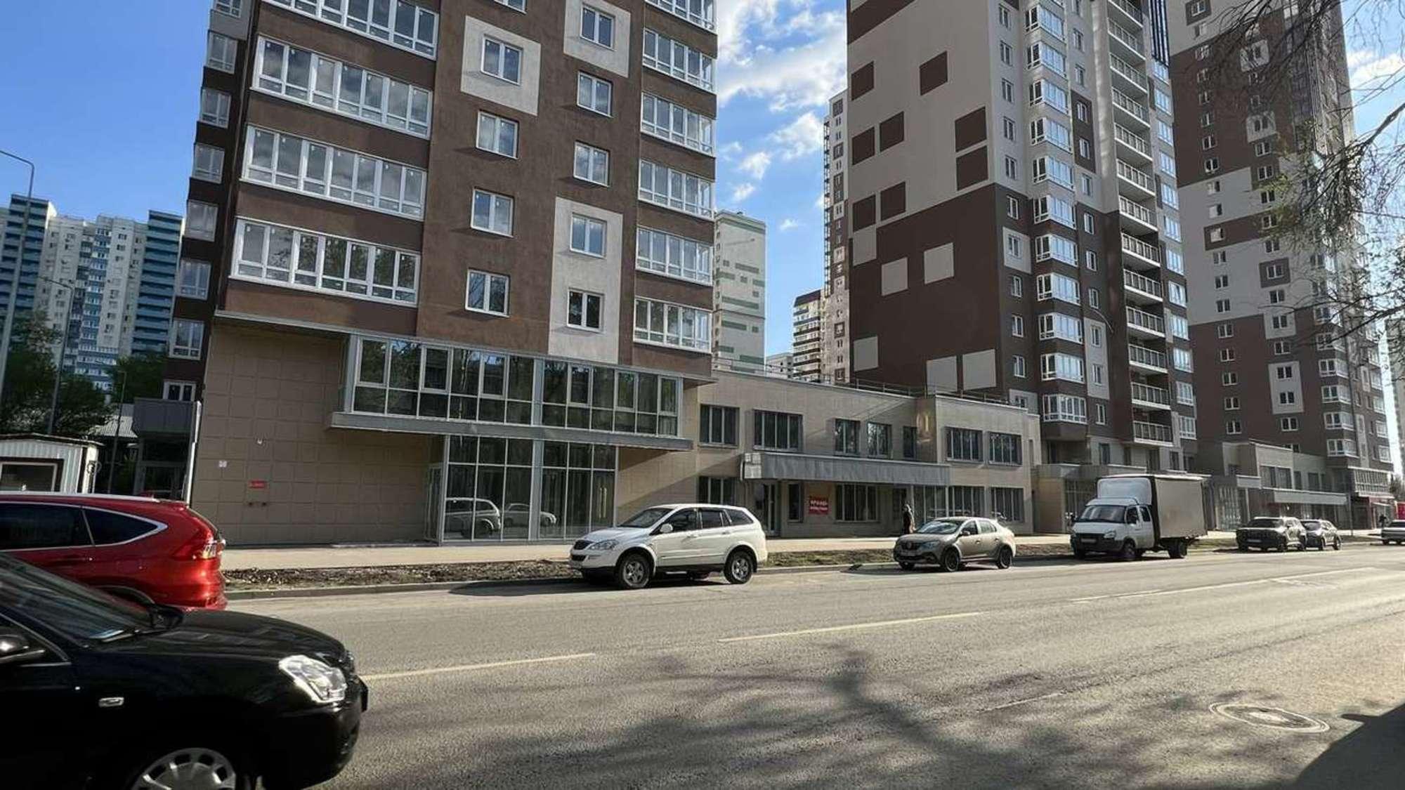 Сдать торговое помещение за 132 000 рублей на Дыбенко улица, 5