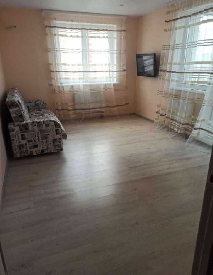 2-комн квартира Московское шоссе 18-й километр, 47