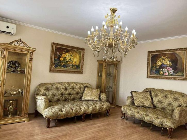 5-комн квартира Братьев Коростелёвых улица, 25