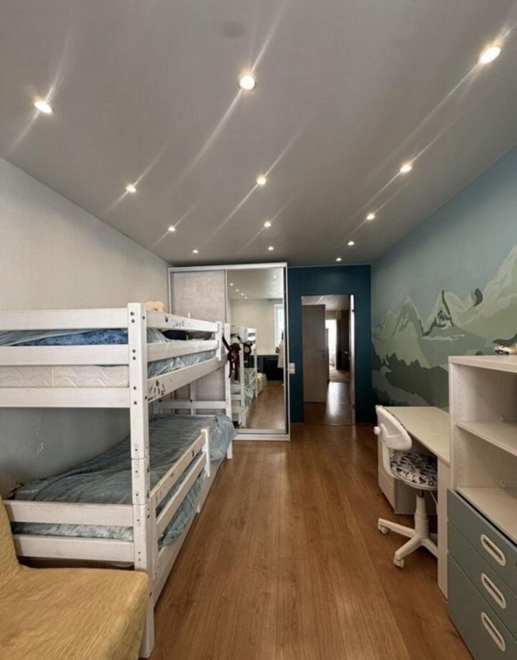 3-комн квартира Кирова проспект, 322Ак4