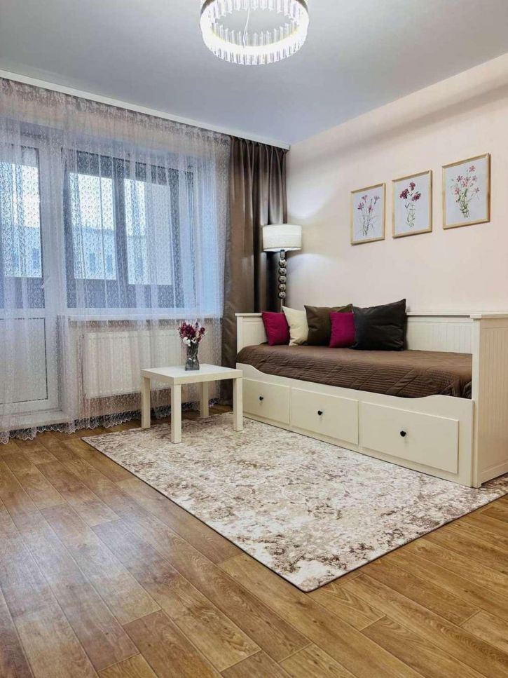 2-комн квартира Георгия Димитрова улица, 108