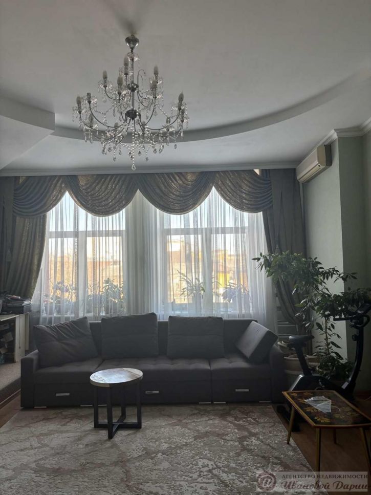 3-комн квартира Венцека улица, 38