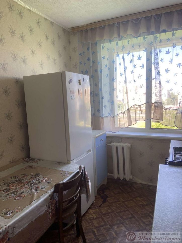 2-комн квартира Кирова проспект, 395