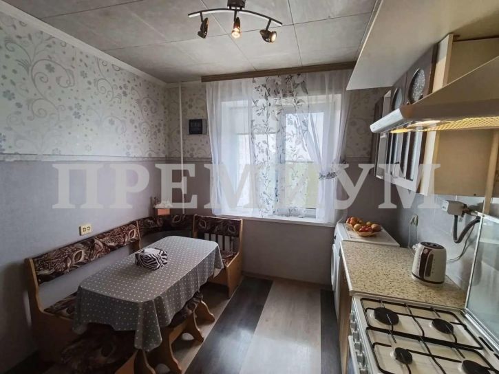 3-комн квартира Ново-Вокзальная улица, 203