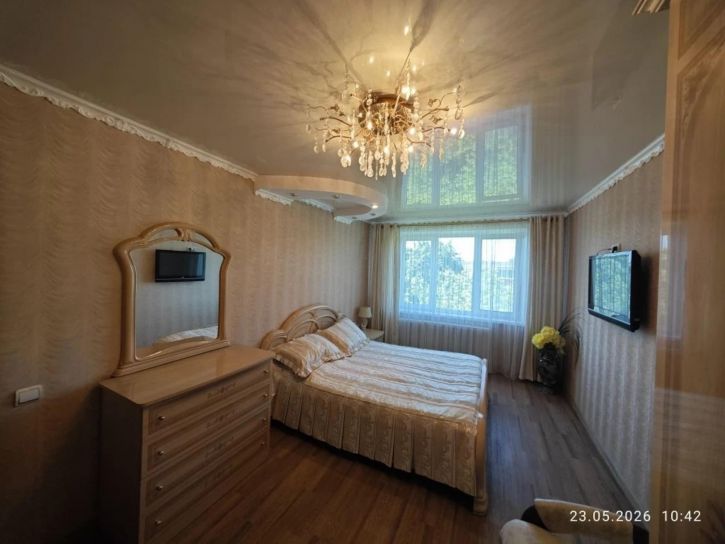 3-комн квартира Георгия Димитрова улица, 35