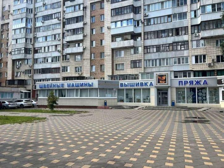 Торговое помещение Ленина проспект, 2а