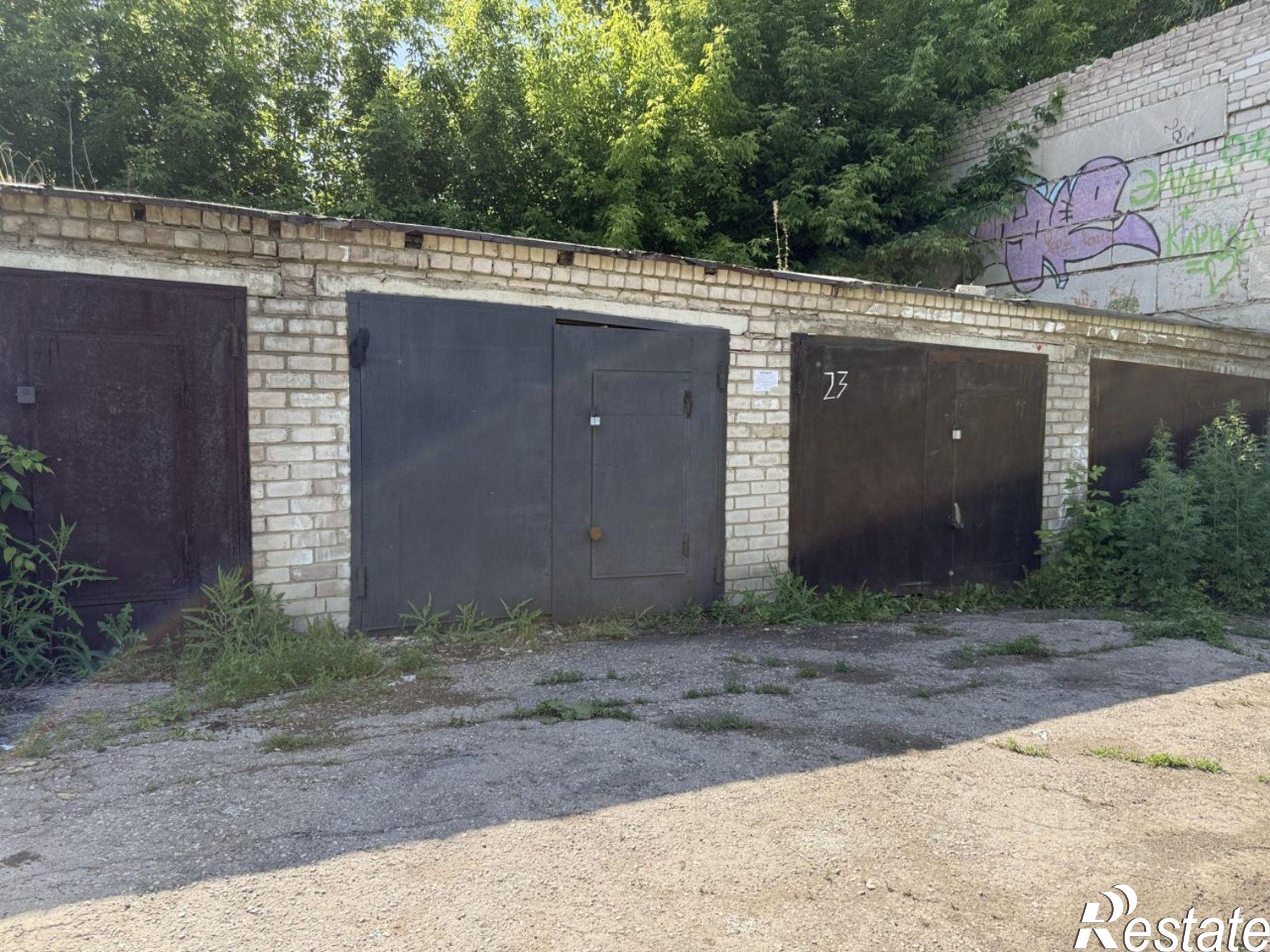 Купить гараж, место в паркинге за 483 876 рублей на Карьерная улица, 5