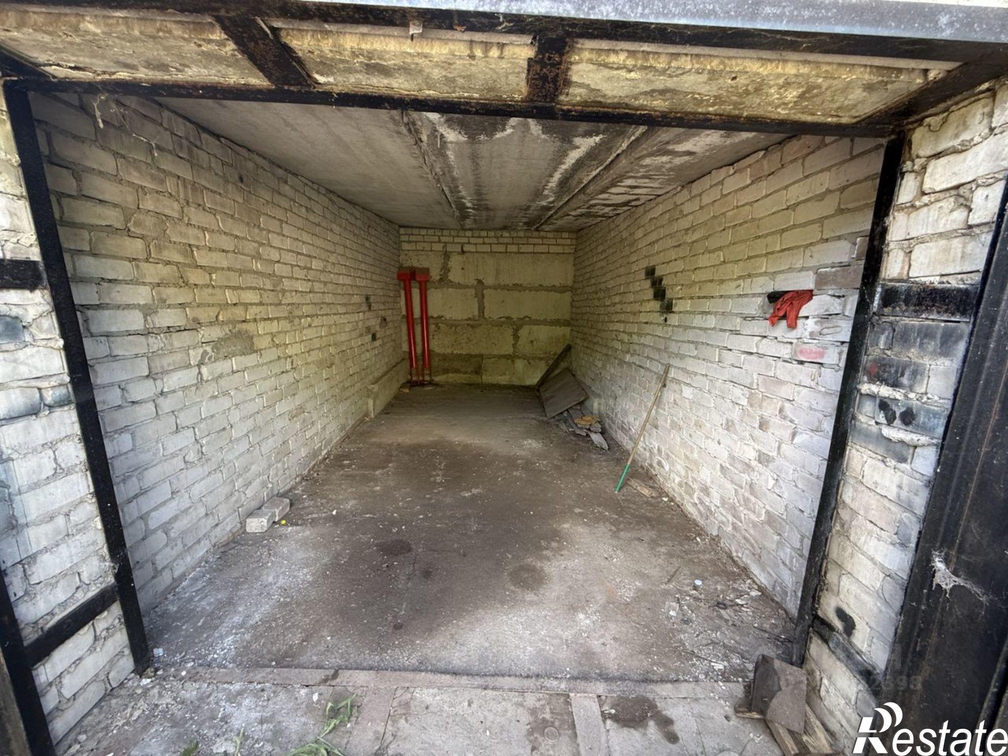 Купить гараж, место в паркинге за 483 876 рублей на Карьерная улица, 5
