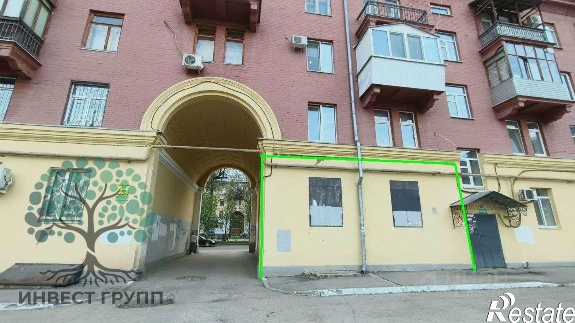 Купить торговое помещение за 10 200 100 рублей на пр-кт Металлургов, 81