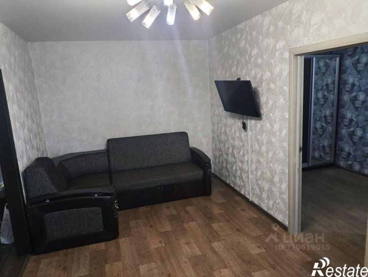 2-комн квартира улица Красных Коммунаров, 20,  д. 20