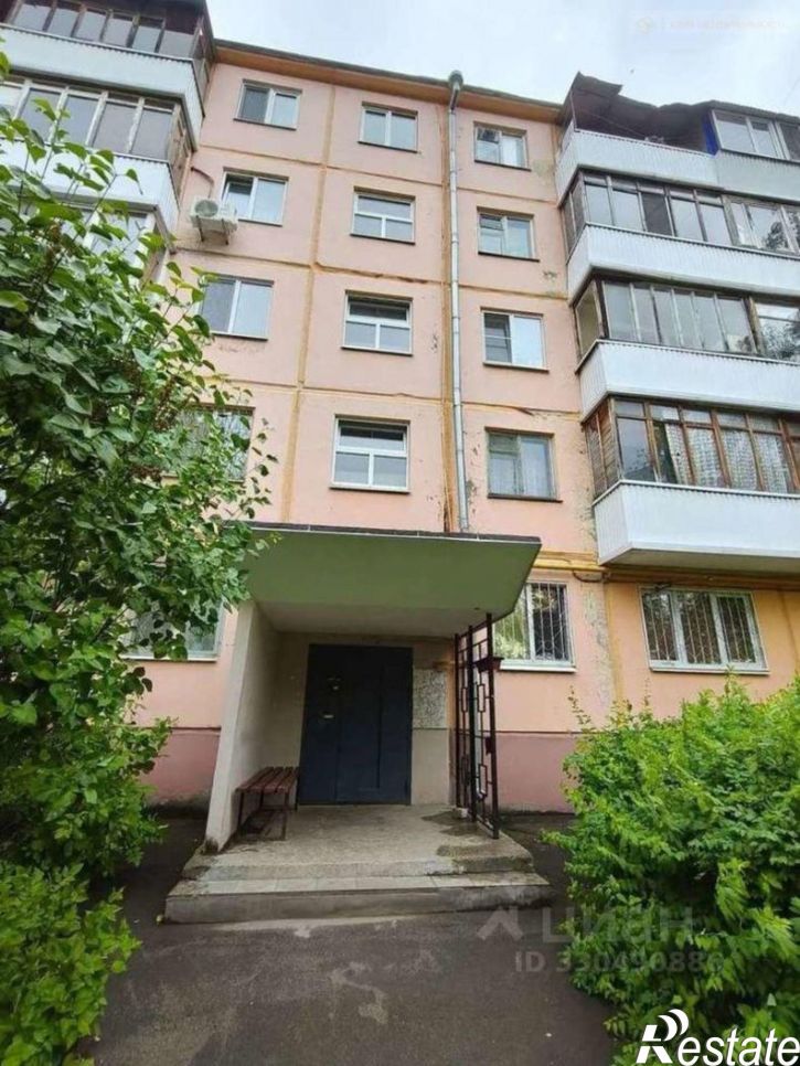 2-комн квартира улица Советской Армии, 147,  д. 147