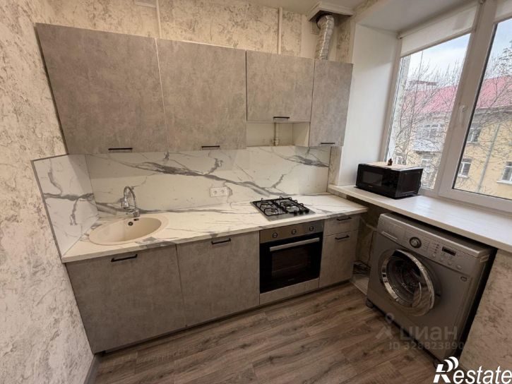 2-комн квартира Тихвинская улица, 28,  д. 28