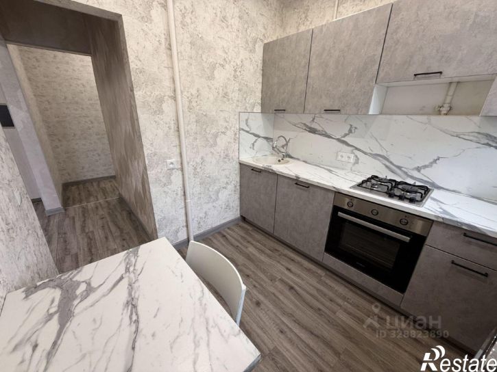 2-комн квартира Тихвинская улица, 28,  д. 28
