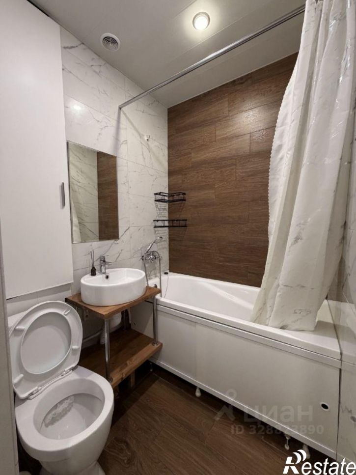 2-комн квартира Тихвинская улица, 28,  д. 28
