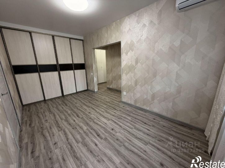 2-комн квартира Тихвинская улица, 28,  д. 28