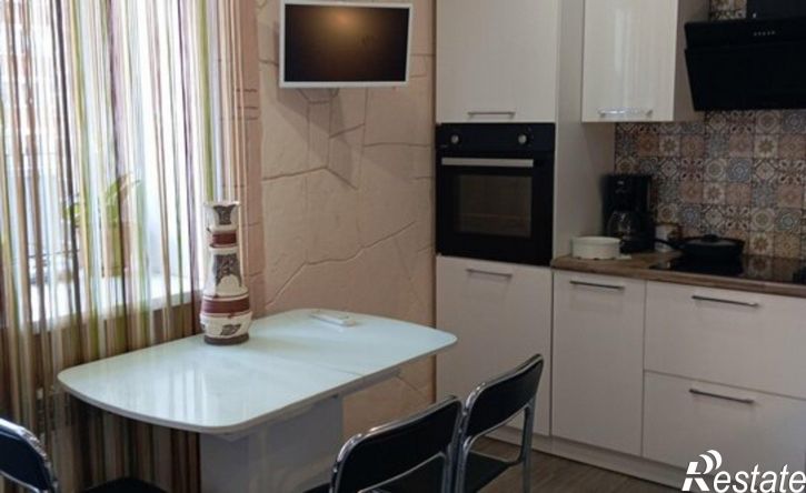 3-комн квартира 5-я просека, 131,  д. 131