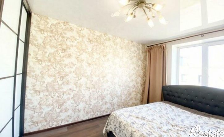2-комн квартира ул Евгения Золотухина, 8,  д. 8