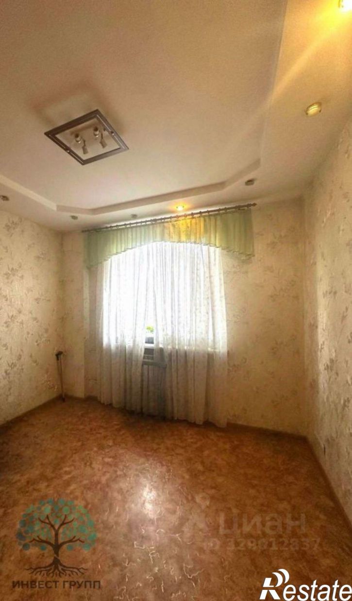 3-комн квартира Подшипниковая улица, 3,  д. 3