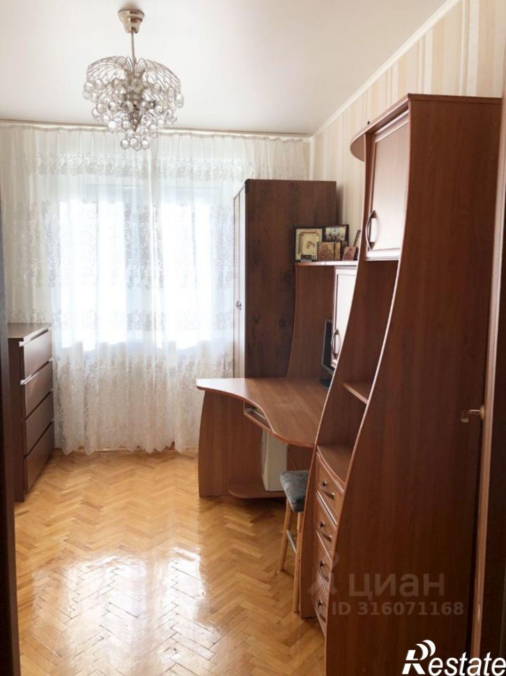 3-комн квартира улица Футболистов, 5,  д. 5