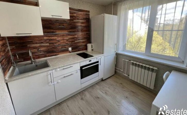 2-комн квартира Солнечная улица, 15,  д. 15