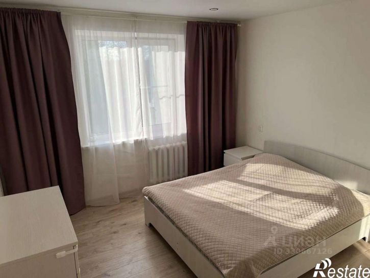 2-комн квартира Солнечная улица, 15,  д. 15