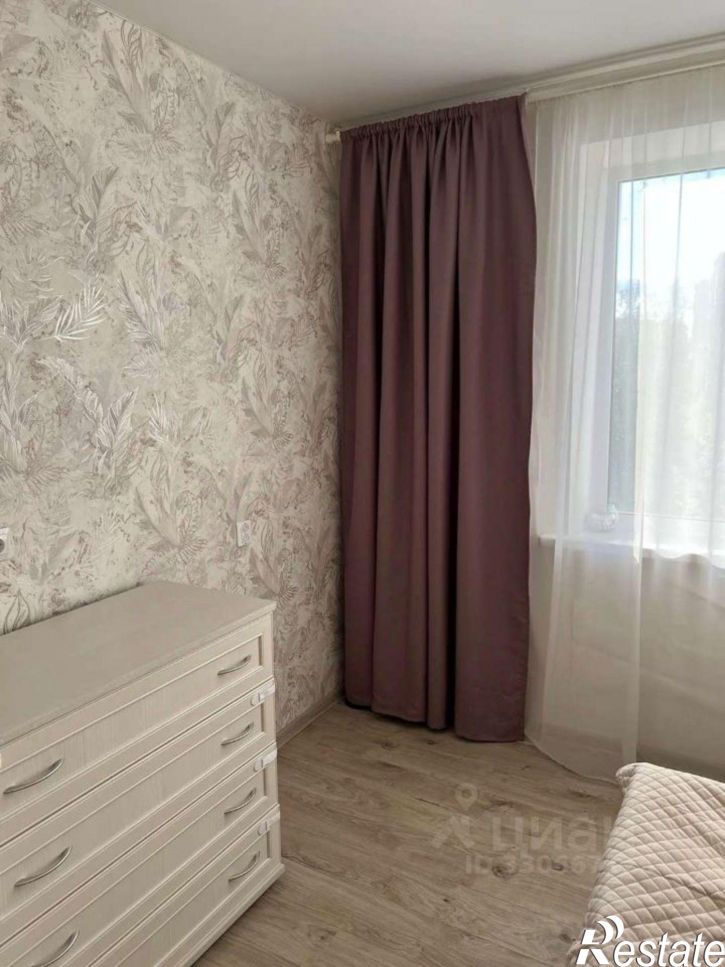 2-комн квартира Солнечная улица, 15,  д. 15