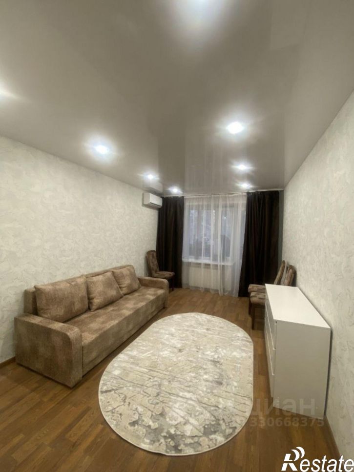 3-комн квартира ул Антонова-Овсеенко, 3,  д. 3