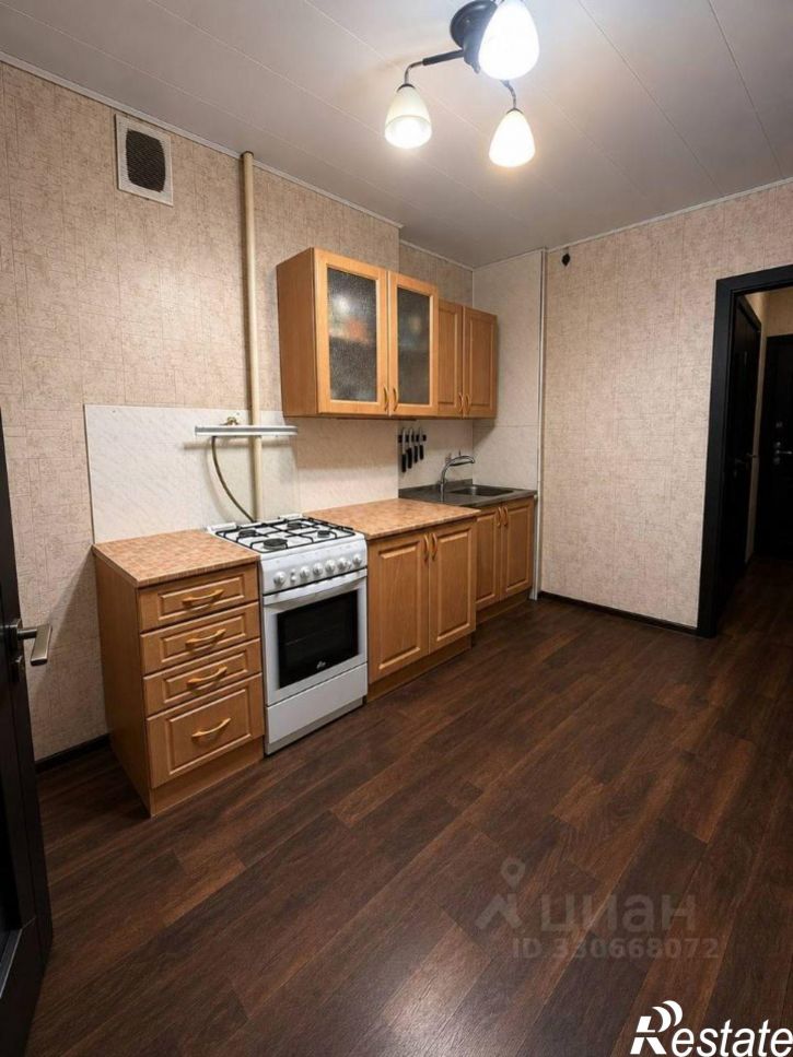 3-комн квартира ул Калининградская, 50,  д. 50