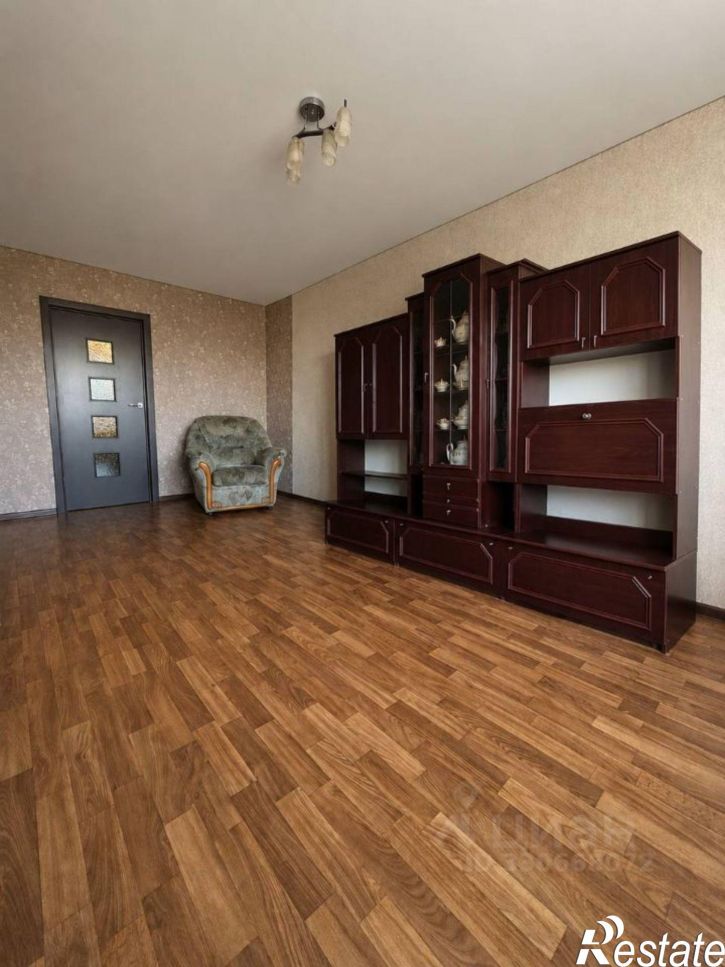 3-комн квартира ул Калининградская, 50,  д. 50