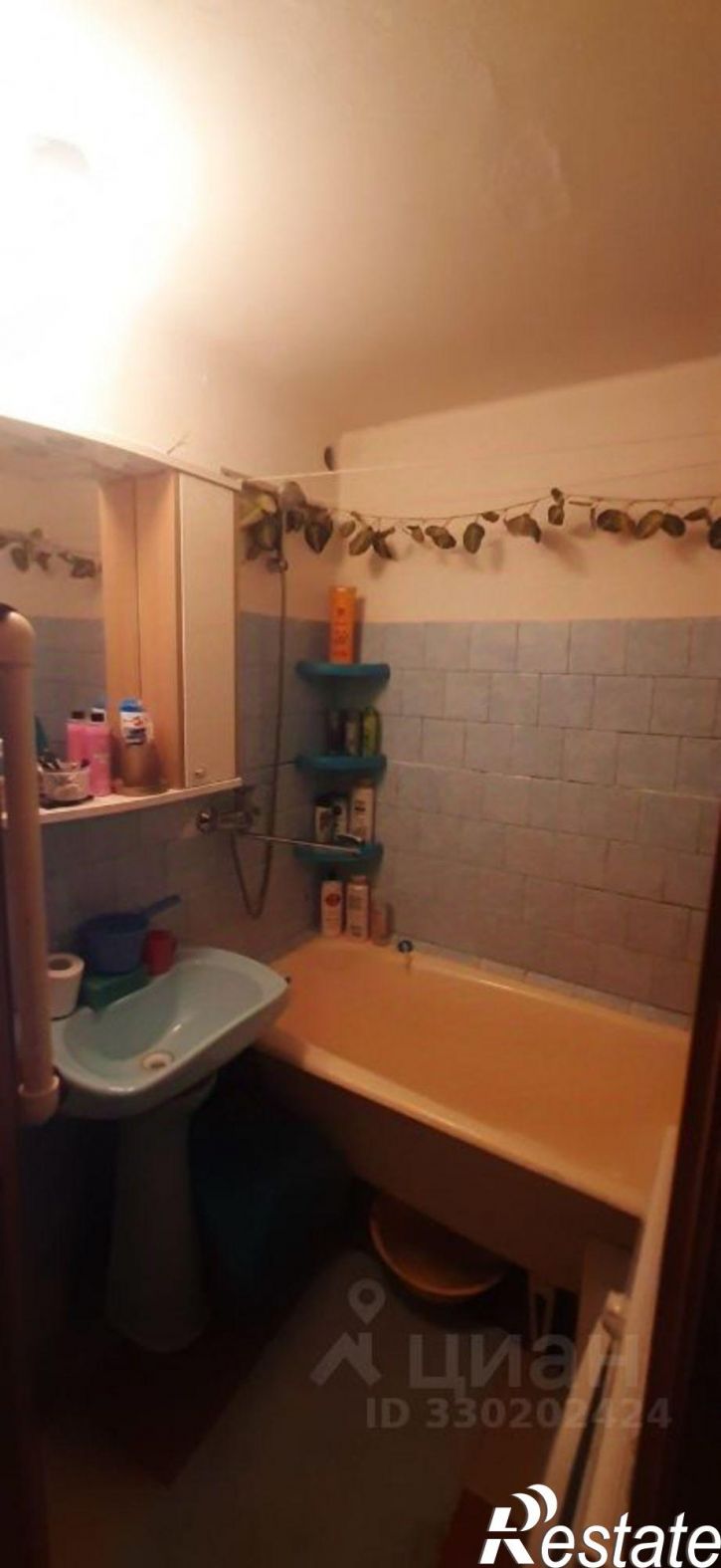 2-комн квартира Крайняя улица, 19,  д. 19