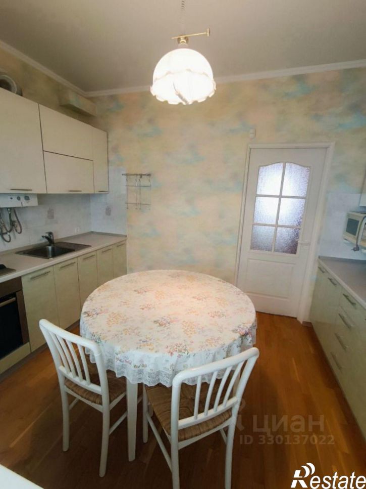3-комн квартира улица Буянова, 12,  д. 12
