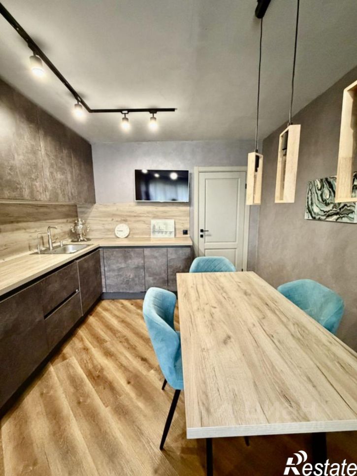 3-комн квартира посёлок Мехзавод, 1-й квартал, 46