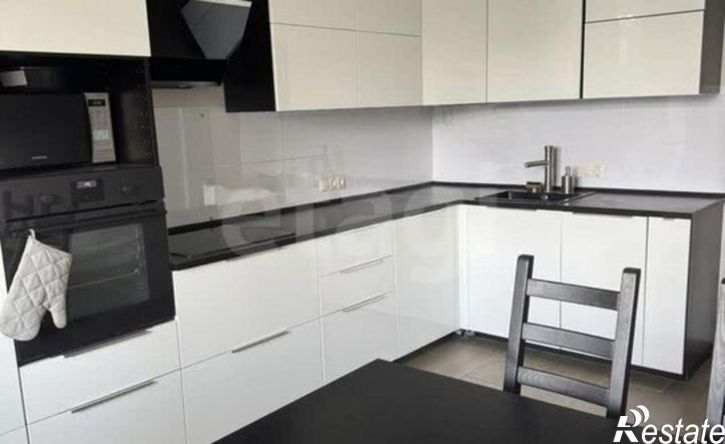 2-комн квартира улица Луначарского, 5,  д. 5