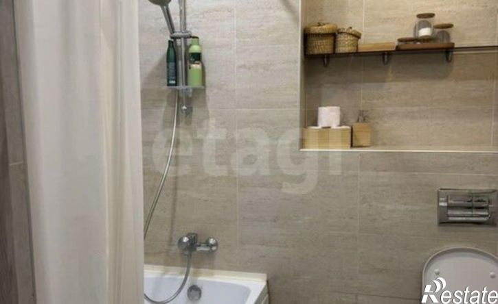 2-комн квартира улица Луначарского, 5,  д. 5