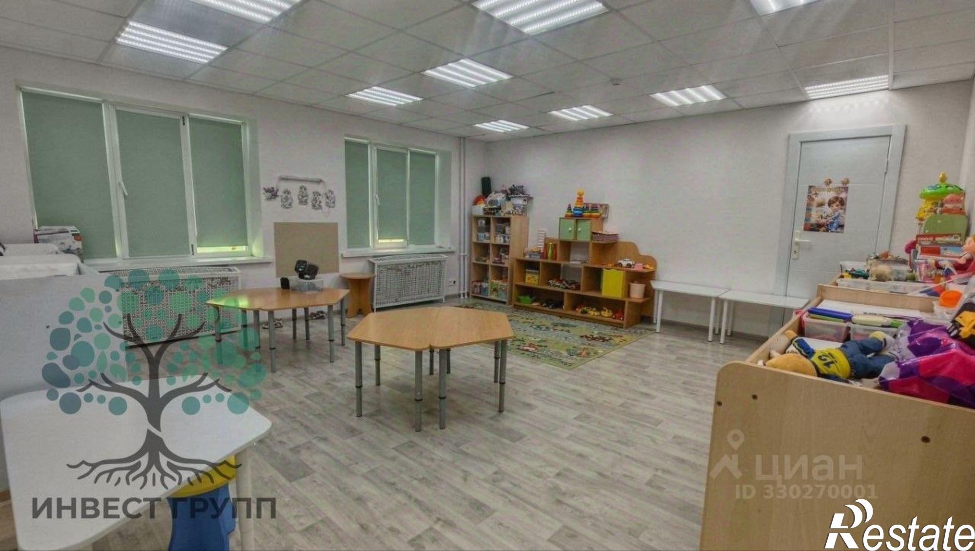 Сдать торговое помещение за 100 000 рублей на 1-й кв-л, 44