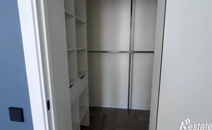 3-комн квартира улица Клары Цеткин, 23А,  д. 23А
