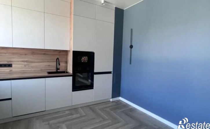 3-комн квартира улица Клары Цеткин, 23А,  д. 23А