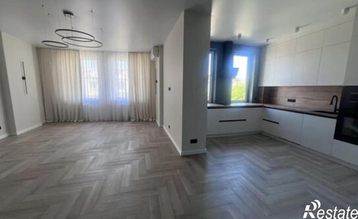 3-комн квартира улица Клары Цеткин, 23А,  д. 23А