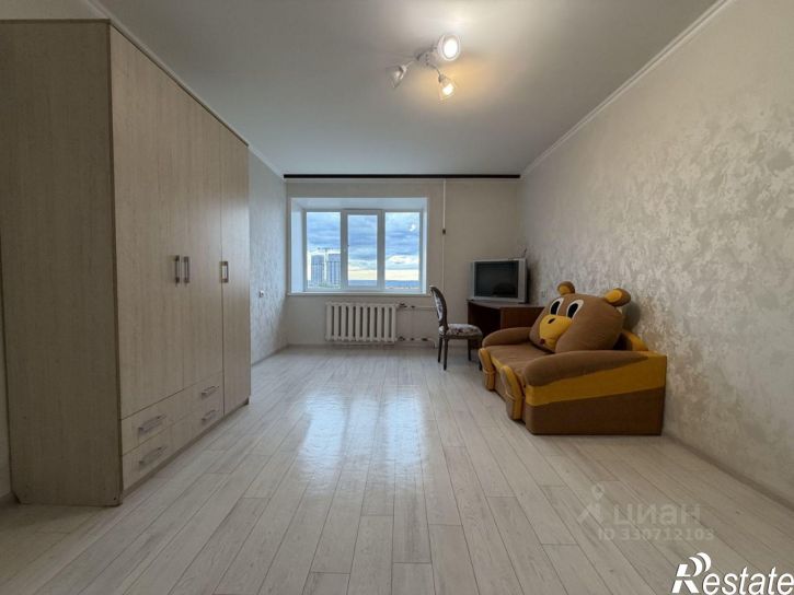 1-комн квартира улица Николая Панова, 28,  д. 28