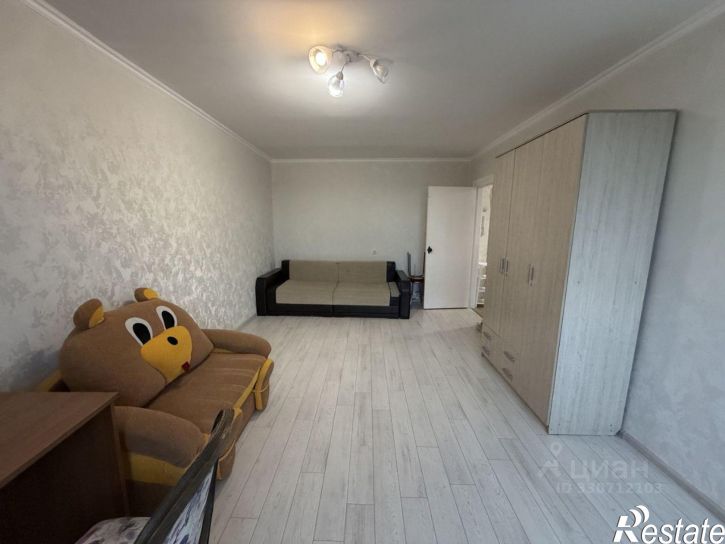 1-комн квартира улица Николая Панова, 28,  д. 28