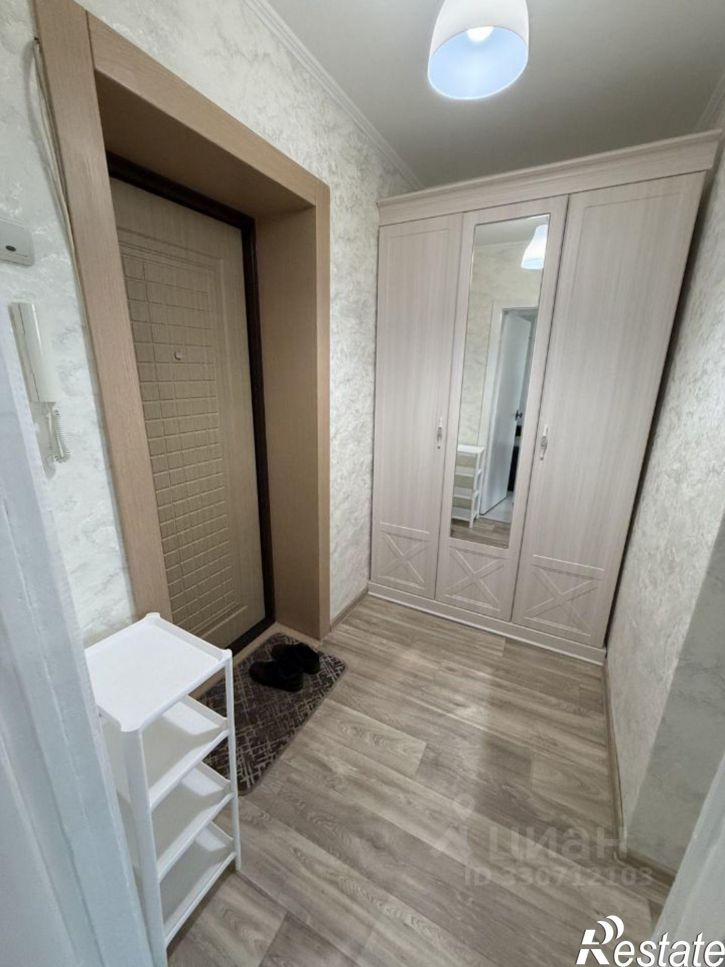1-комн квартира улица Николая Панова, 28,  д. 28