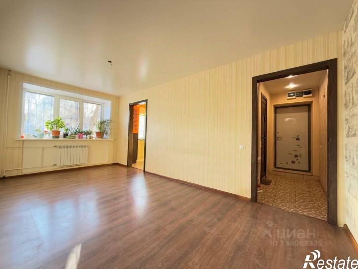 3-комн квартира улица Гагарина, 35,  д. 35