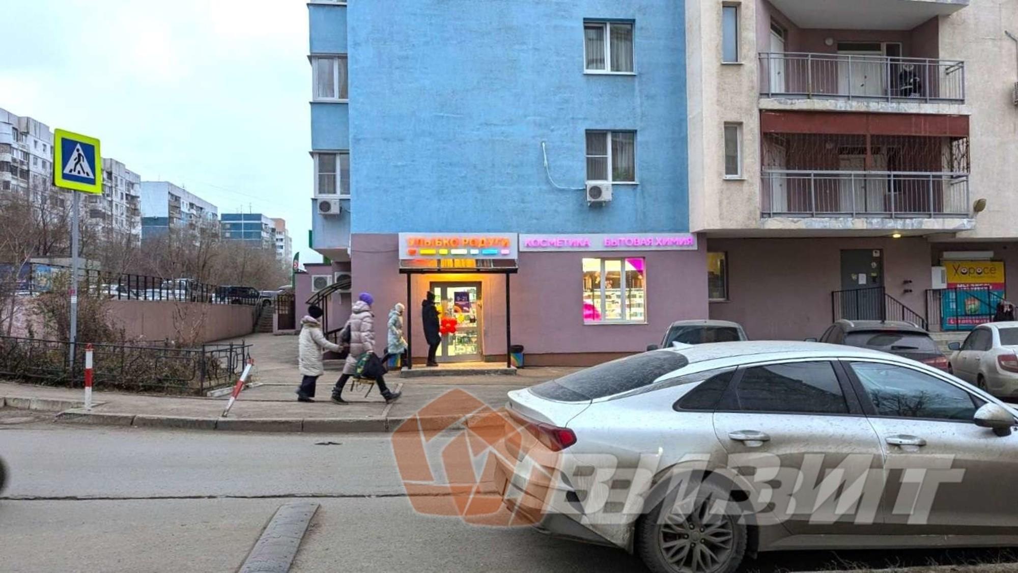 Купить торговое помещение за 30 000 000 рублей на Гастелло улица, 30