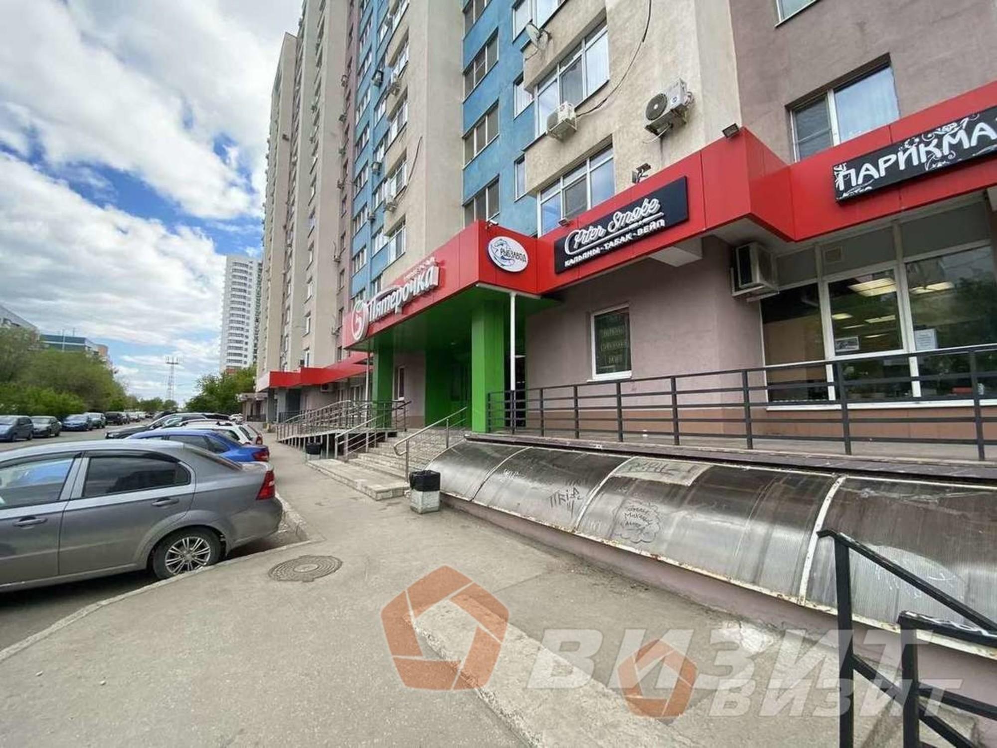 Купить торговое помещение за 30 000 000 рублей на Гастелло улица, 30