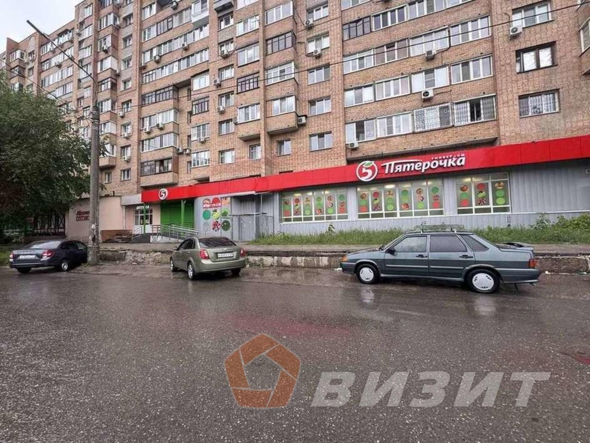 Купить торговое помещение за 56 000 000 рублей на Мориса Тореза улица, 105А